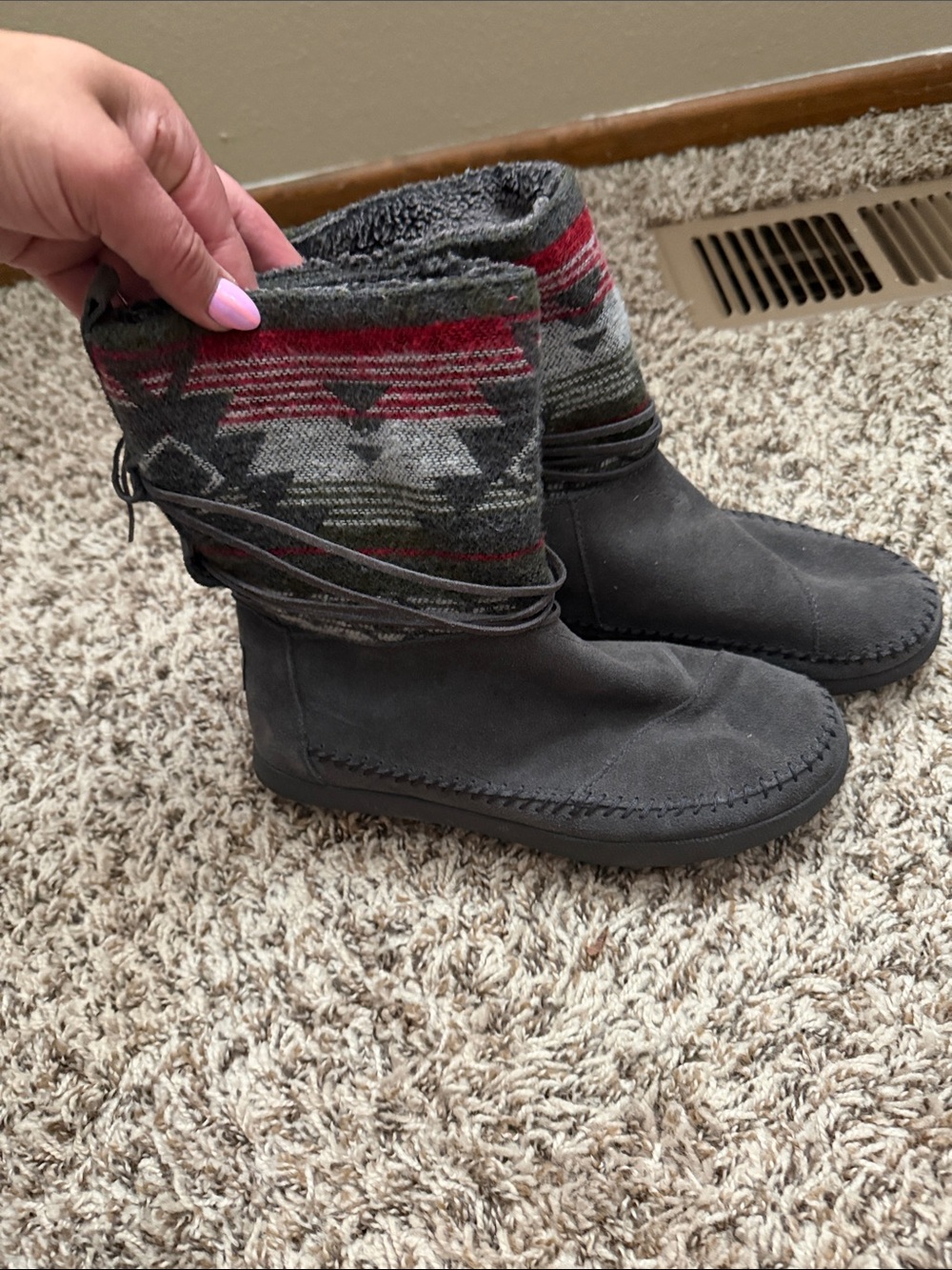 Toms Nepal boots